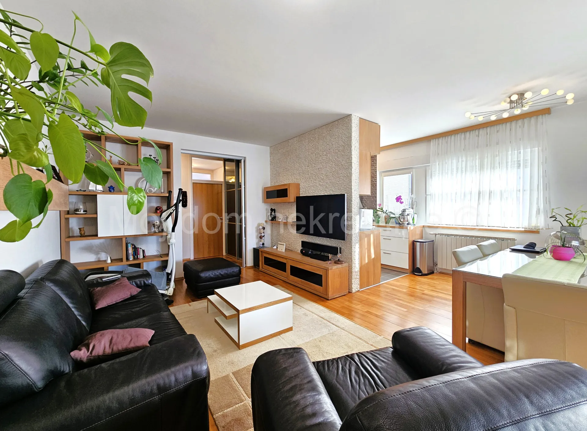 novi jelkovec, predivan 4 soban s loggiom, garaža s 2pm, nkp 95.17m2 - slika 3