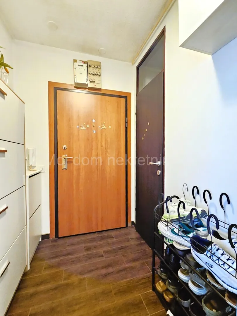 ferenščica, prostran 3 soban stan s dvije loggie, 82.67m² - slika 16