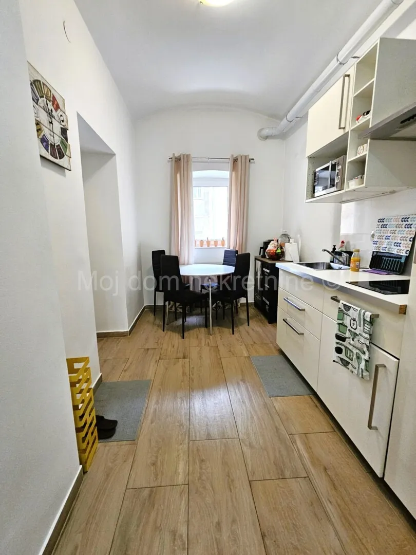 centar, palmotićeva, lijep 2 soban stan s izlazom na terasu, 47m2 - slika 3