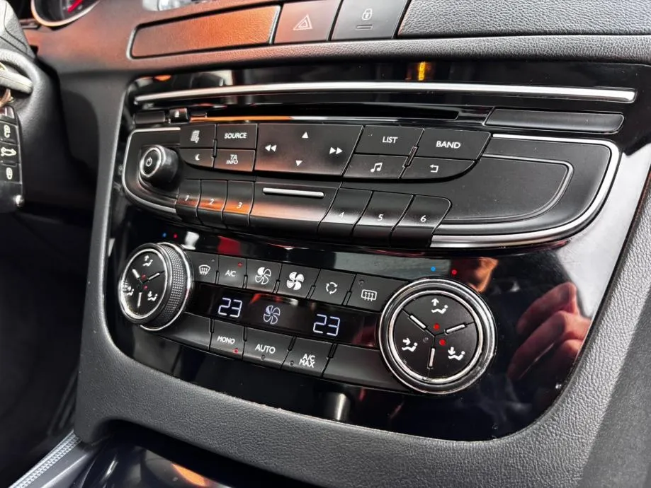 peugeot 508 sw 1.6 hdi •2014.g.•navigacija•panorama•kreditdo10 godina• - slika 12