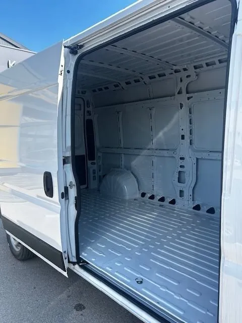 movano l3 h2 panel van 3.5t 2.2 bluehdi 140, 2025 god. - slika 4