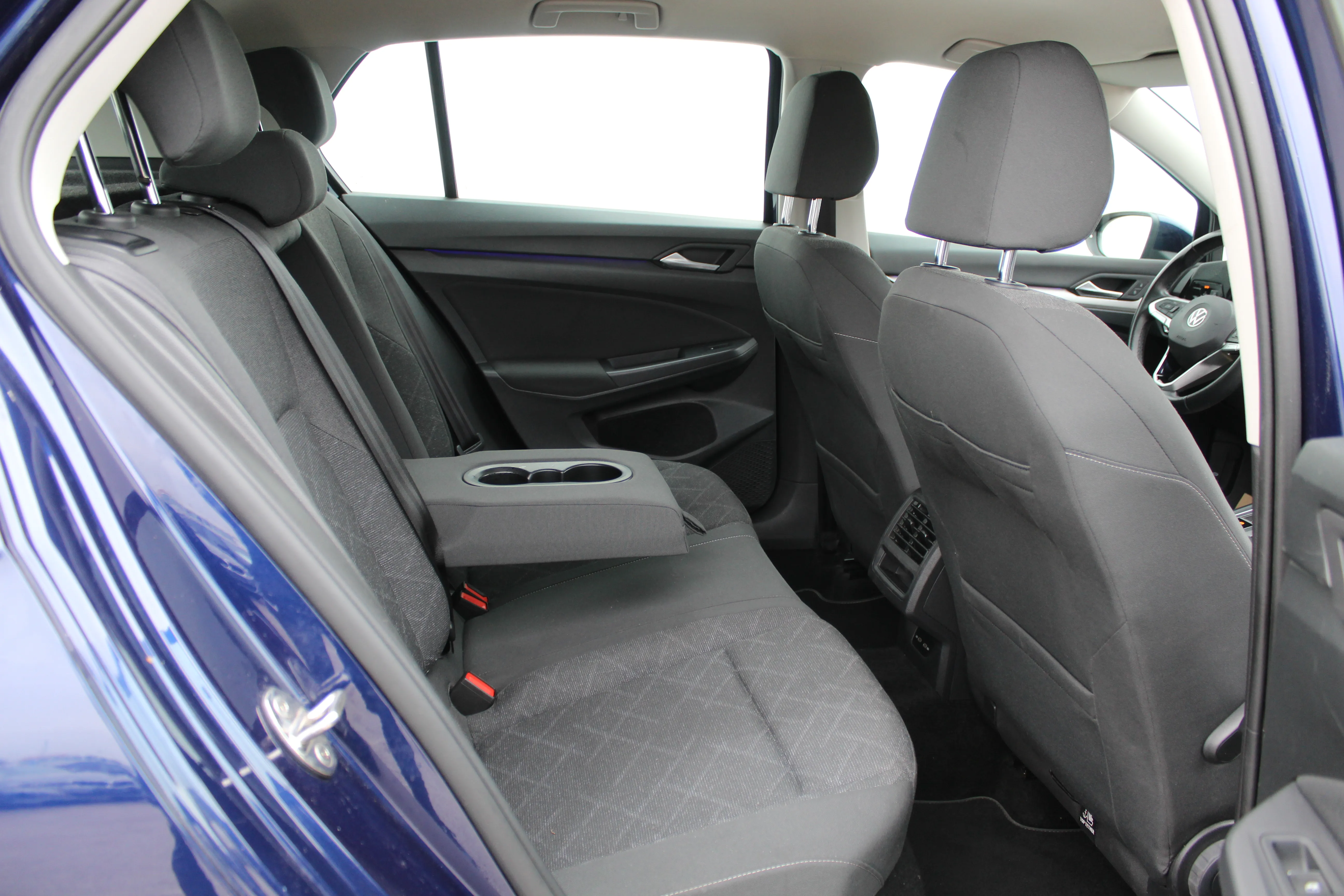 13069 volkswagen golf 2.0 tdi dsg life - slika 13