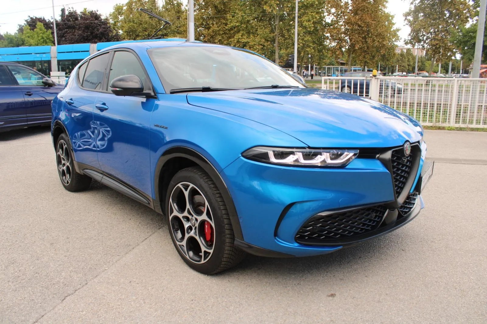 alfa romeo tonale plug in hybrid q4 veloce 280ks automatik - slika 3
