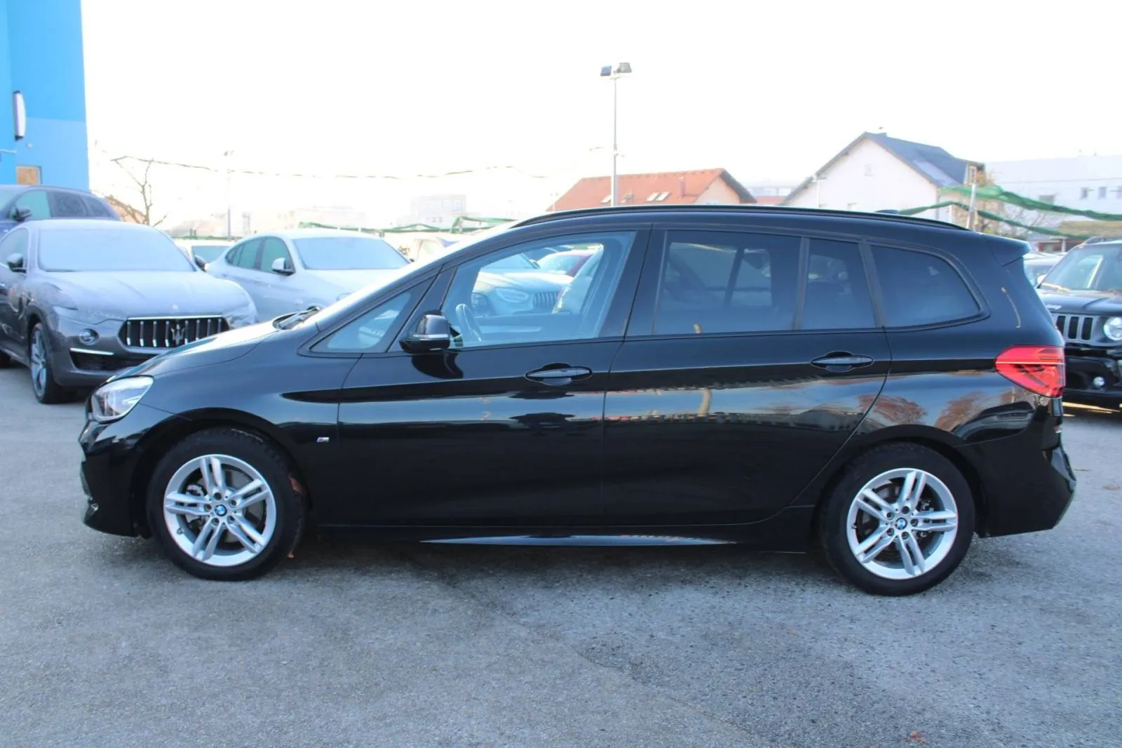 bmw serija 2 gran tourer 218i automatik m-paket *led, navigacija, kame - slika 7
