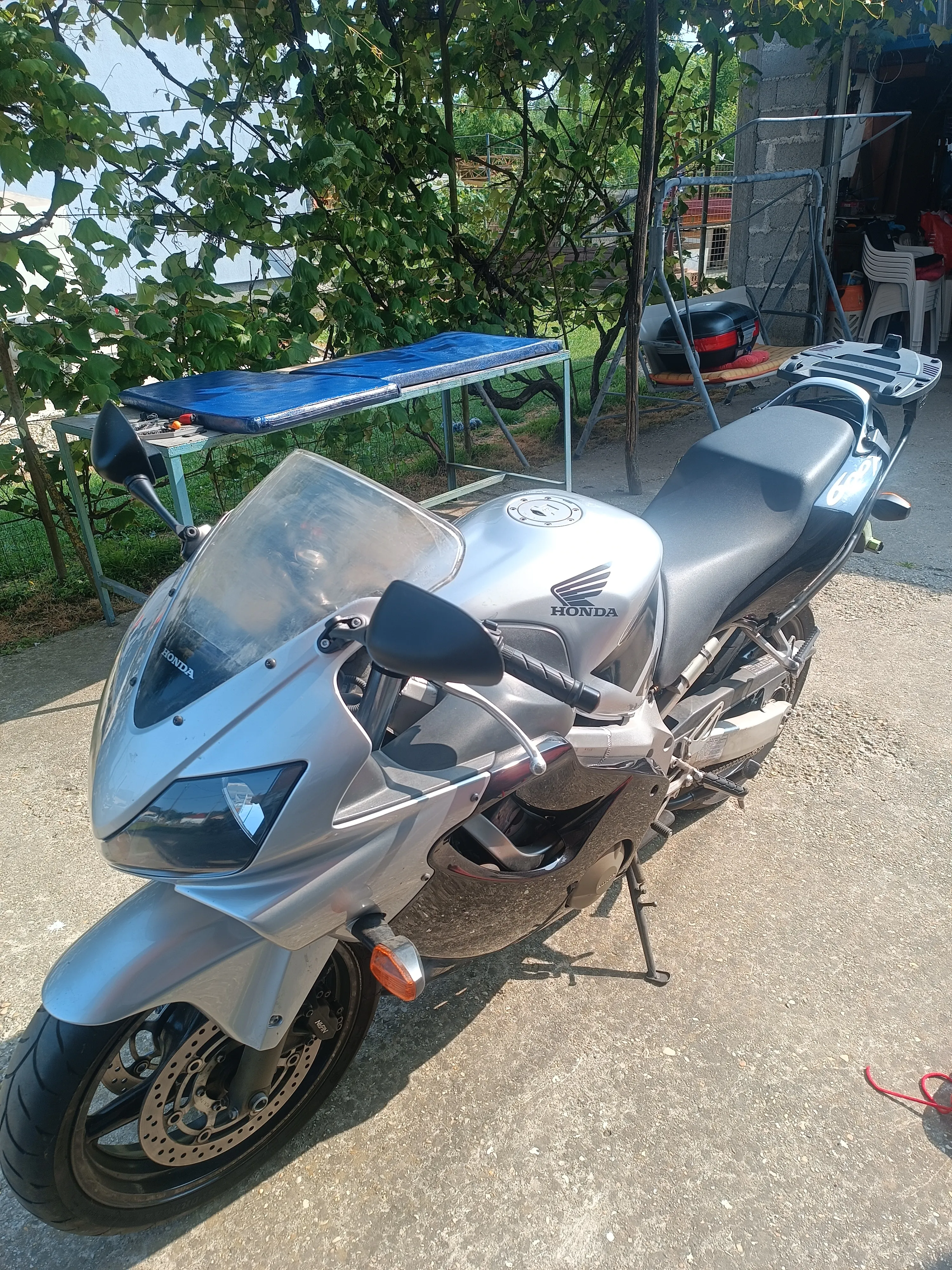 honda cbr 600f, 2006.g., 1 vlasnik, 4299eu. zg - slika 4