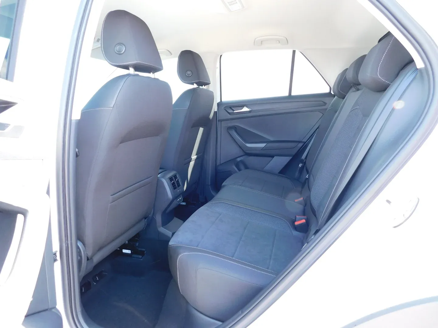 08581 volkswagen t-roc 2.0 tdi style - slika 11
