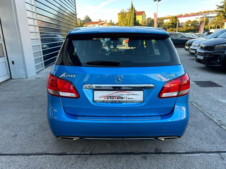 mercedes-benz b200cdi - 2015 - 120000km - servisna - garancija - reg1g - slika 6
