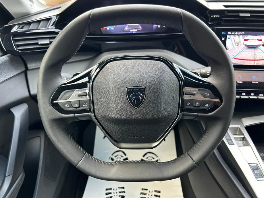 peugeot 408 hybrid 145 e-dcs6 - 2025. - 15.000 km - reg. 1 god! - slika 15