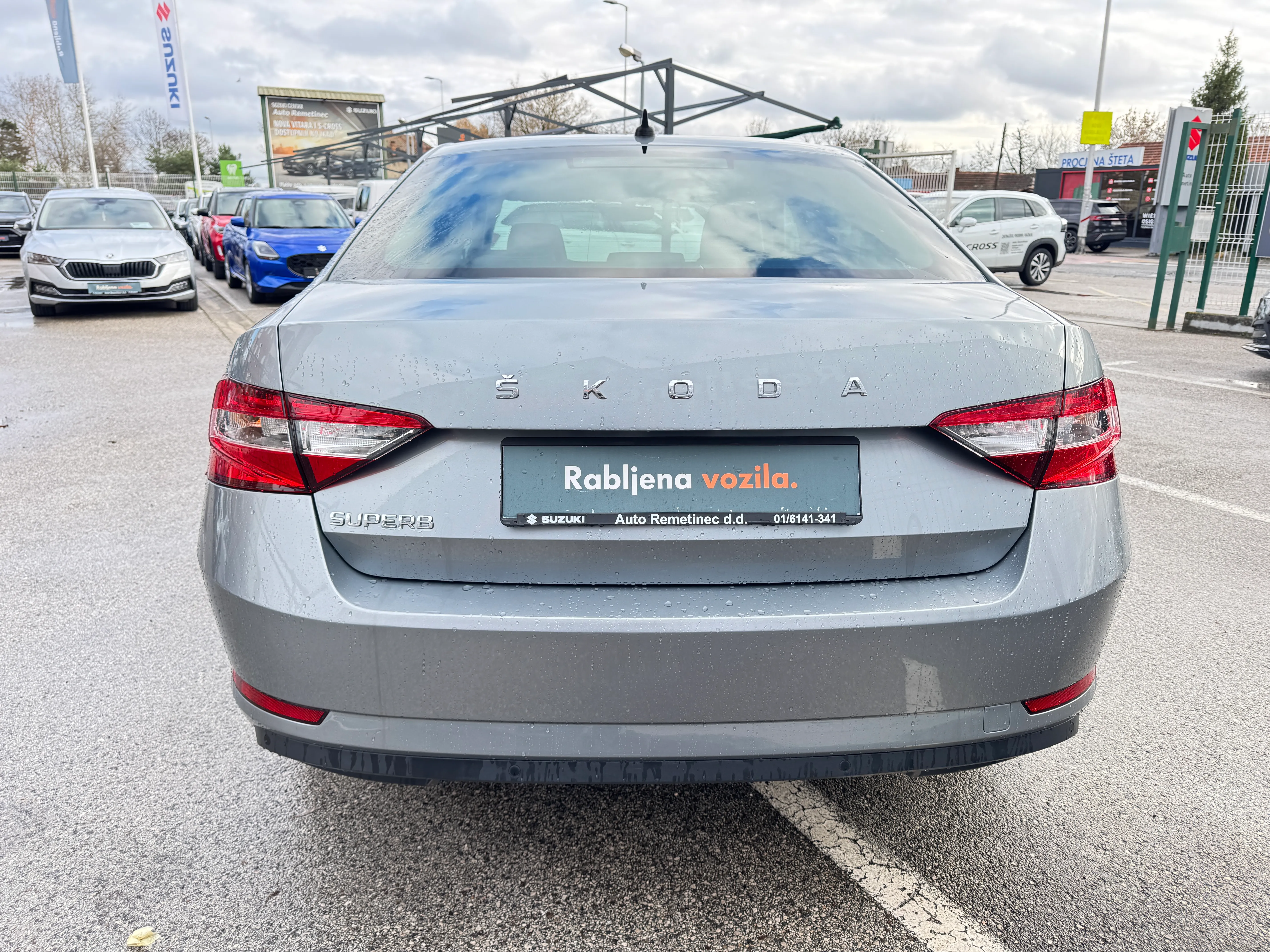 škoda superb 2,0 tdi dsg business - slika 5