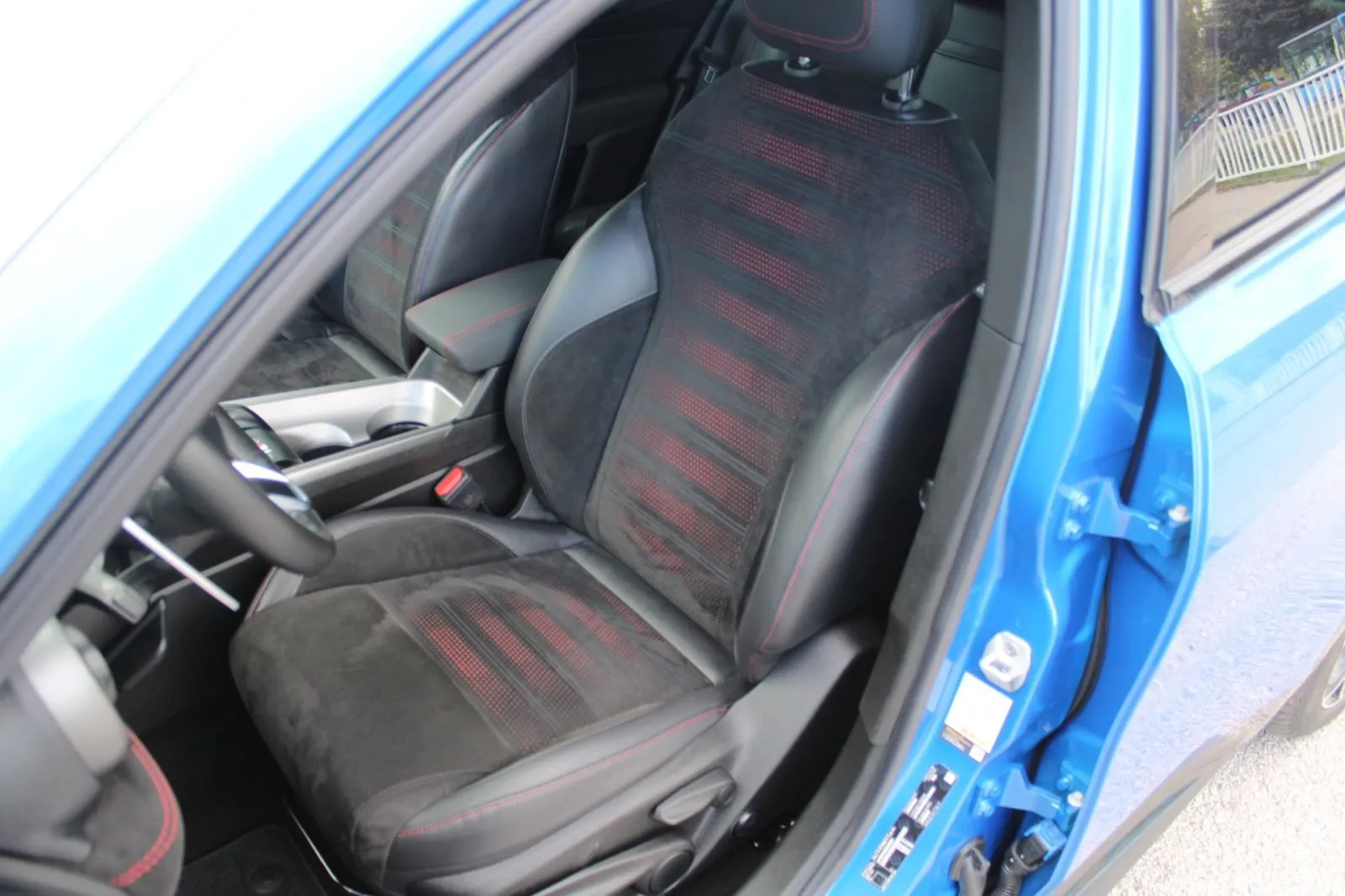 alfa romeo tonale plug in hybrid q4 veloce 280ks automatik - slika 11