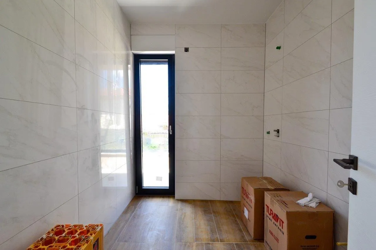 poreč-moderna vila sa bazenom na prodaji (prodaja) - slika 17