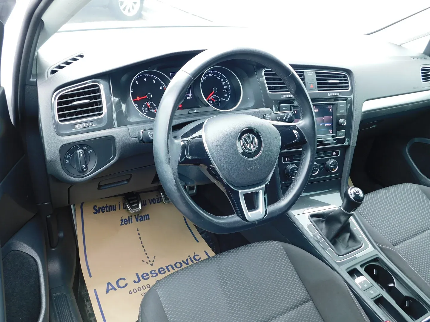 12540 volkswagen golf 1.0 tsi trendline hr - slika 9