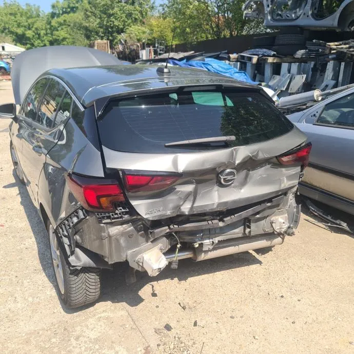 opel astra k 1,2 turbo - slika 5