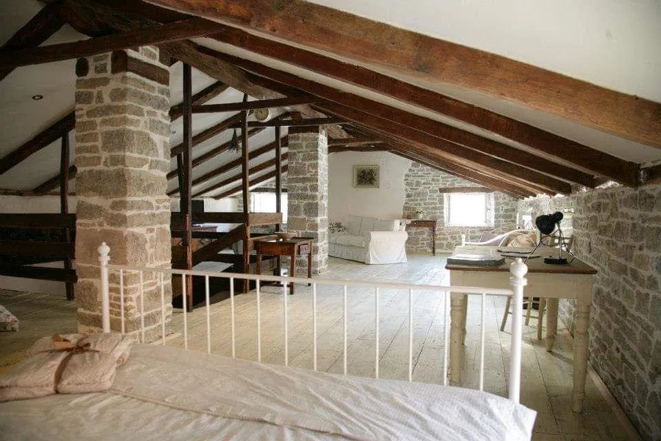 motovun okolica-predivna kamena vila sa bazenom na prodaji (prodaja) - slika 4