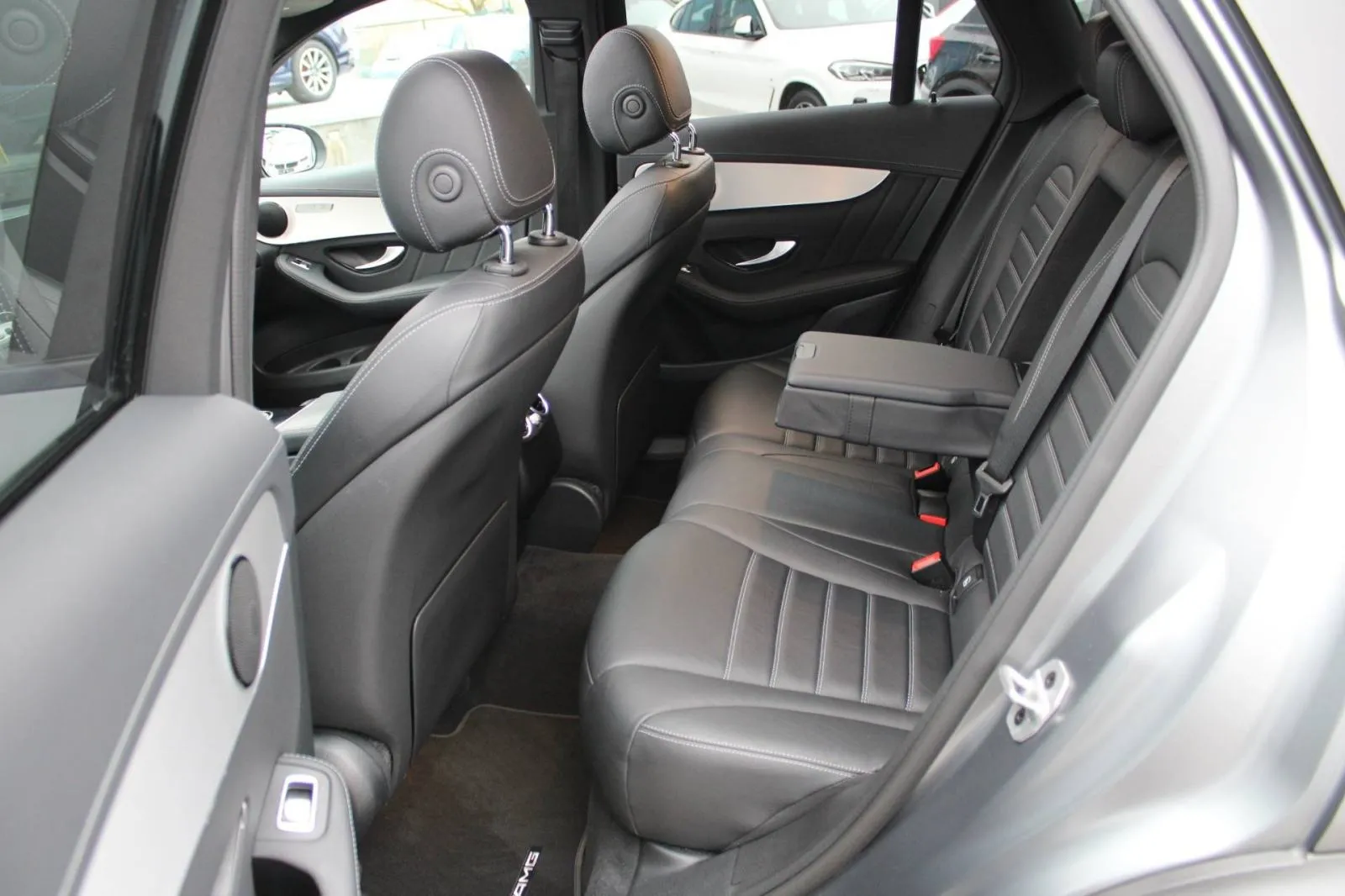 mercedes-benz glc 43 amg 4matic *panorama, led, kamera 360* - slika 12