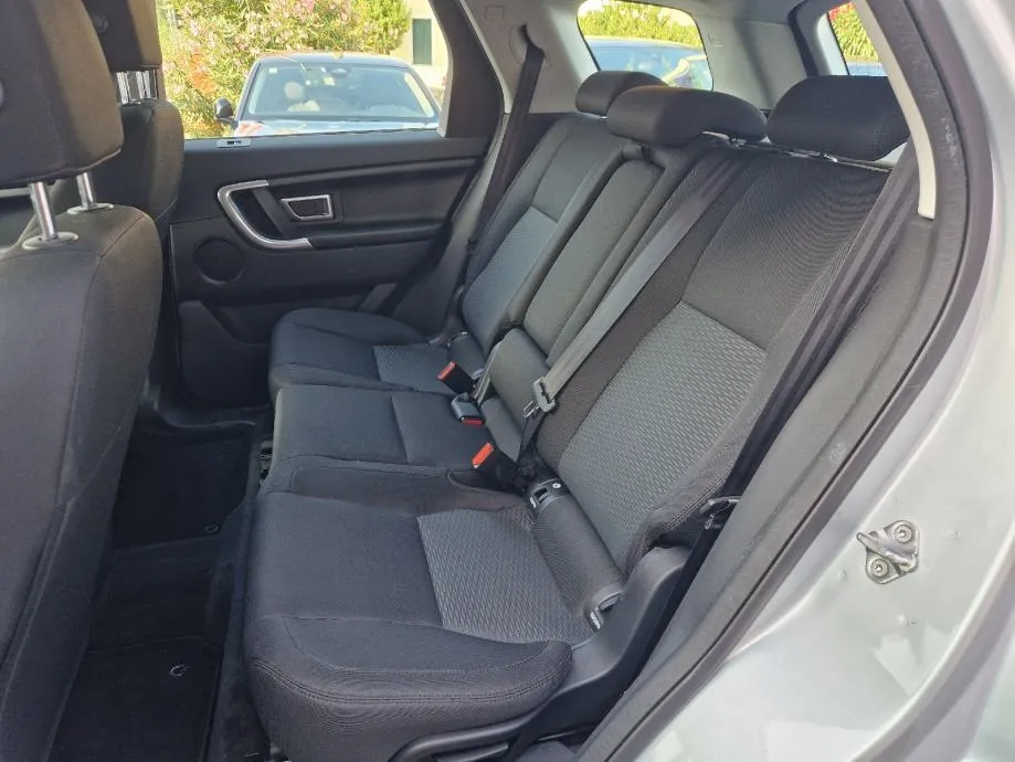 land rover discovery 2.0 td4-4x4-90.000km-garancija-servis-reg 1god - slika 10