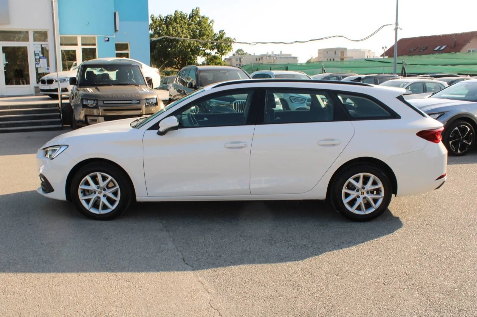 seat leon st 2.0 tdi dsg 150ks *led, navigacija, kamera* - slika 16