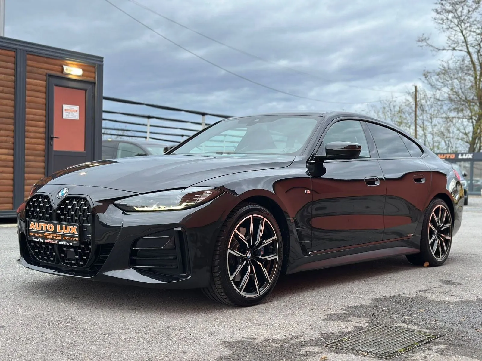 bmw serija 4 gran coupe 420d xdrive •2023.g.•kamera•pano• - slika 2
