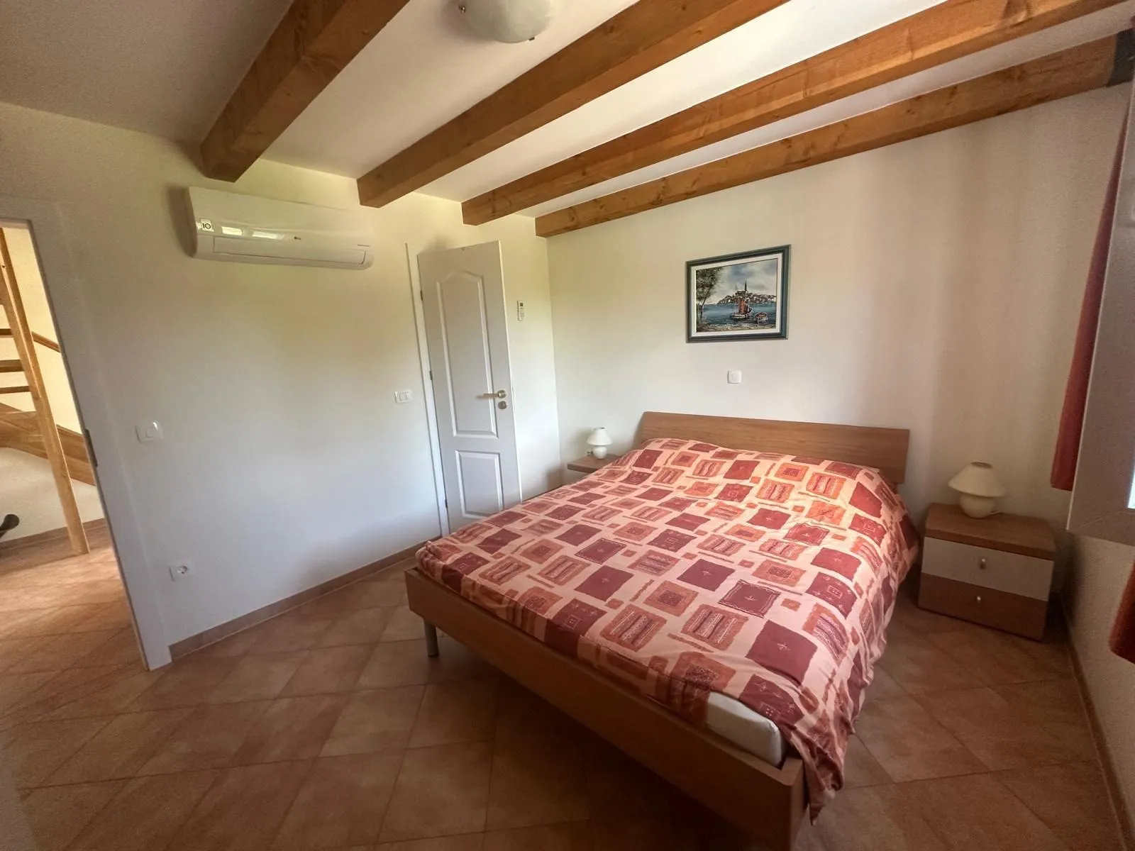 kaštelir- kuća sa bazenom okružena zelenilom (prodaja) - slika 21
