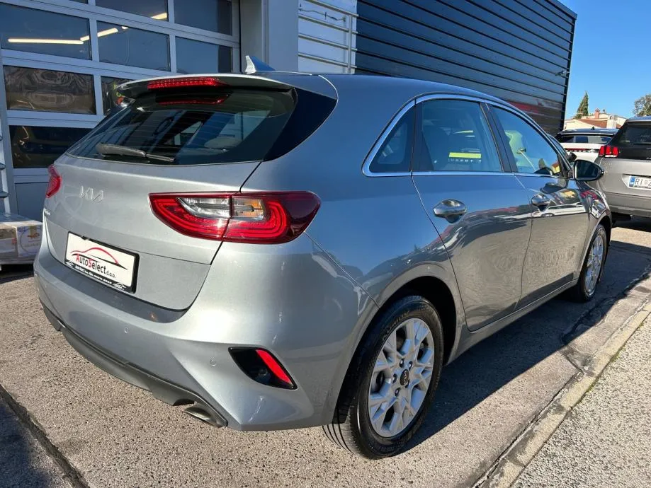 kia ceed 1.6 crdi - 2023 - servisna - navi - garancija - reg.1.god. !! - slika 6