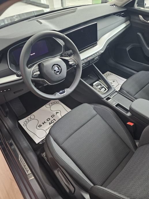 škoda octavia selection 2,0 tdi dsg - slika 5