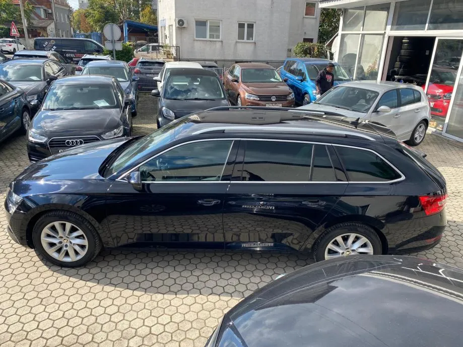 škoda superb combi 1,4 tsi plug-in hybrid executive dsg 4xgarancije - slika 3