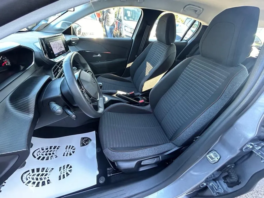 peugeot 208 1,5 hdi style - 2022 - servisna - garancija - reg1god !! - slika 17