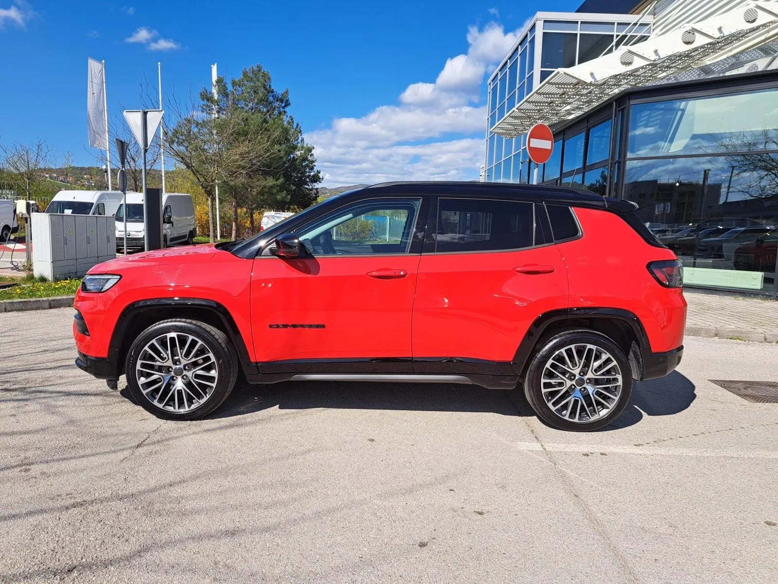 jeep compass 1.5 e-hybrid (130 ks) summit - slika 4