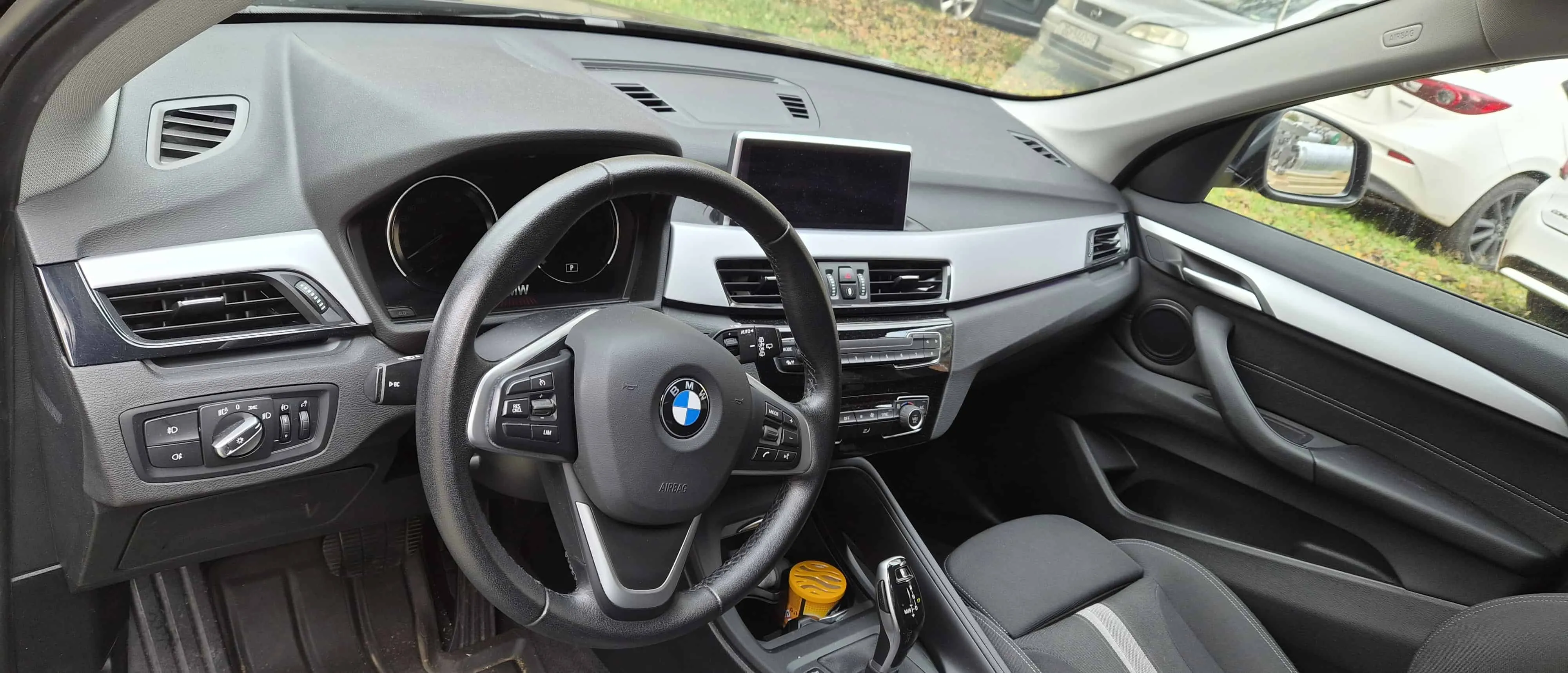 bmw x1 sdrive18d automatik 2021 – 35.000 km – odlično stanje - slika 5