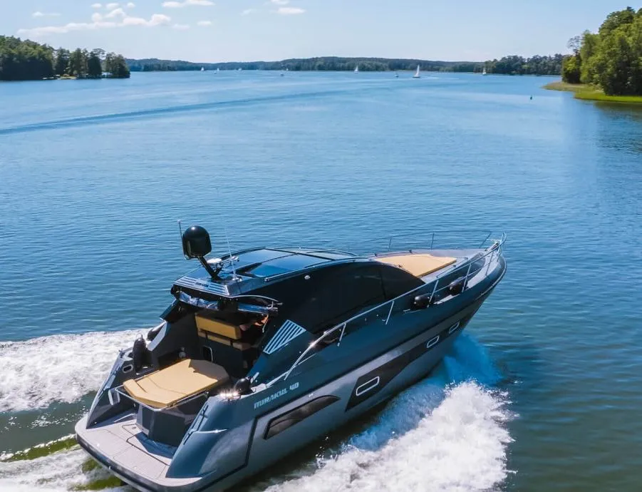 Mirakul 40 Hardtop / VOLVO PENTA D6 2 x 340 - Model 2026 - Markuševec