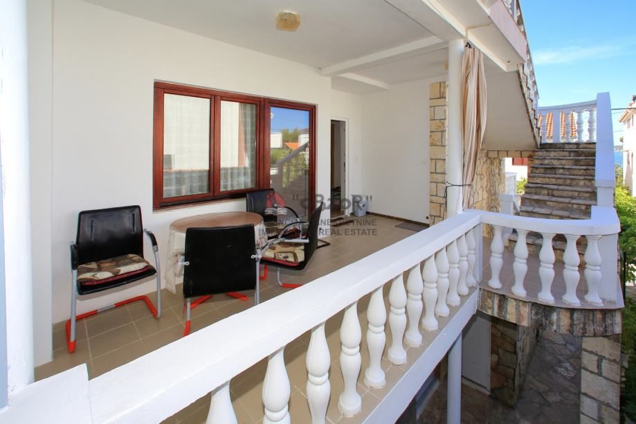 bibinje-apartmanska kuća- drugi red od mora - slika 16