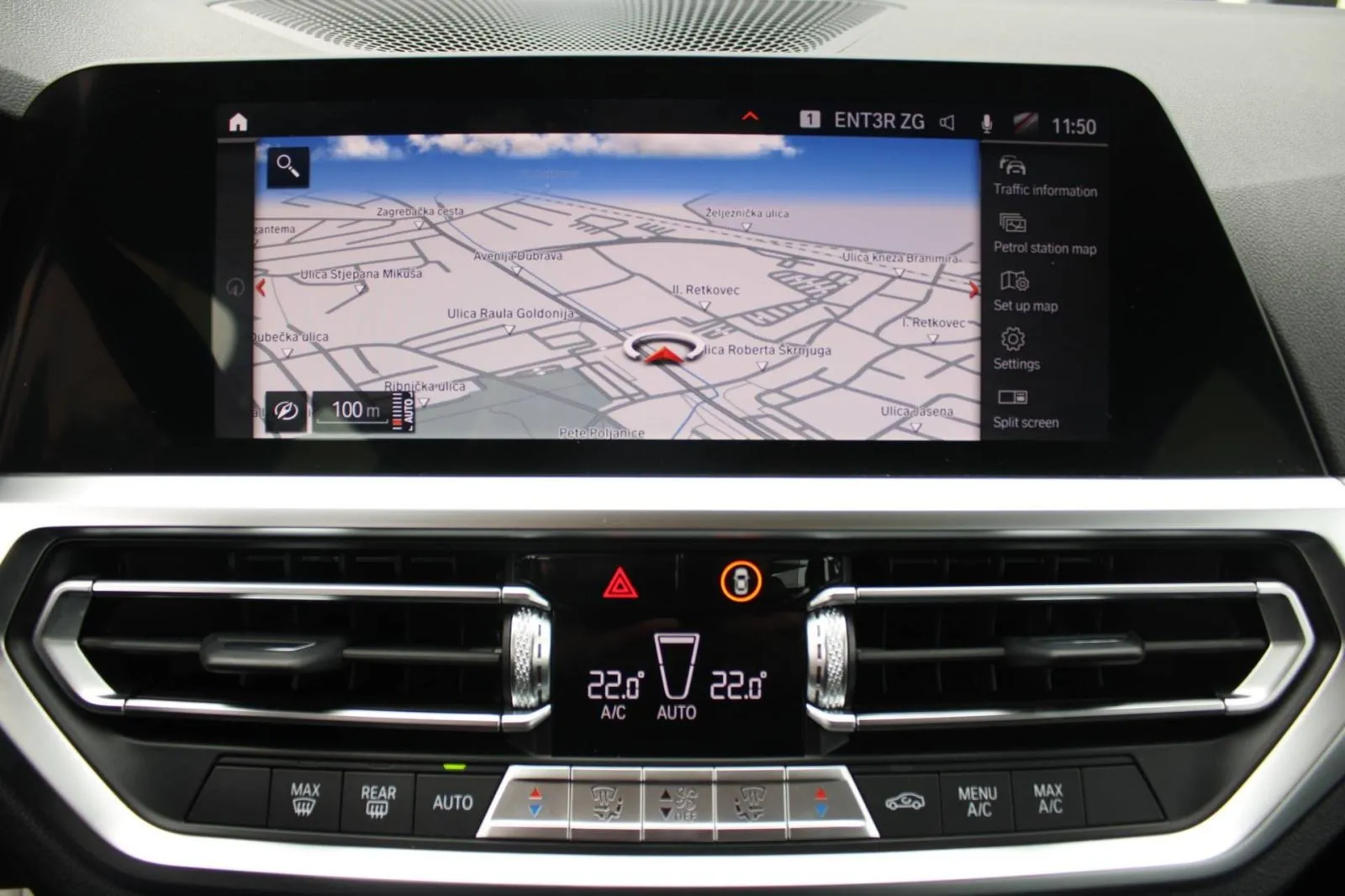 bmw serija 3 320d xdrive automatik *led, navigacija, harman kardon* - slika 23
