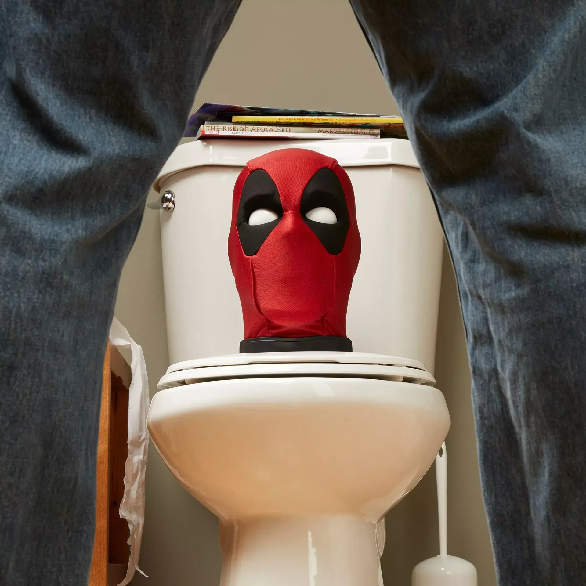 marvel legends: deadpool – premium interactive head - slika 7