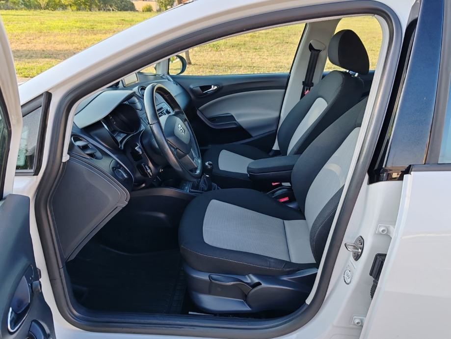 seat ibiza 1,2 tdi,2014 god,161000 km,klima,kartice - slika 8