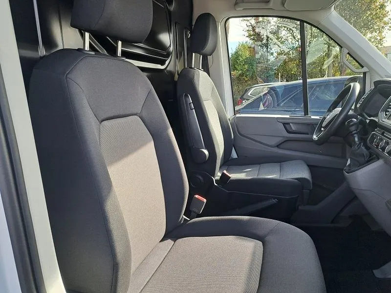volkswagen crafter 2.0 tdi*177ks*klima*navigacija*kuka za vuču* - slika 14