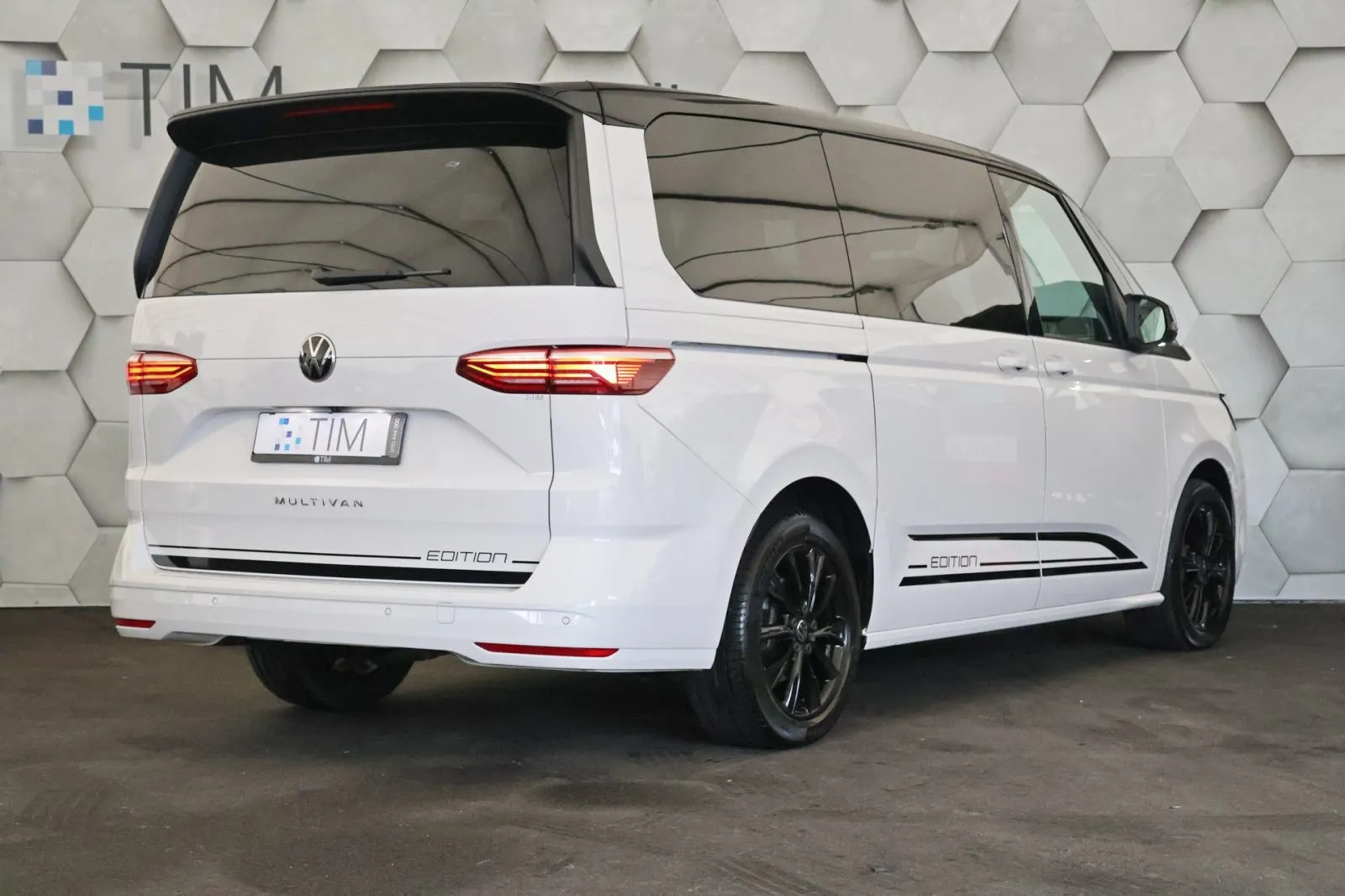 volkswagen multivan t7 l2 2.0tdi dsg edition 150ks matrix cockpit dab - slika 3