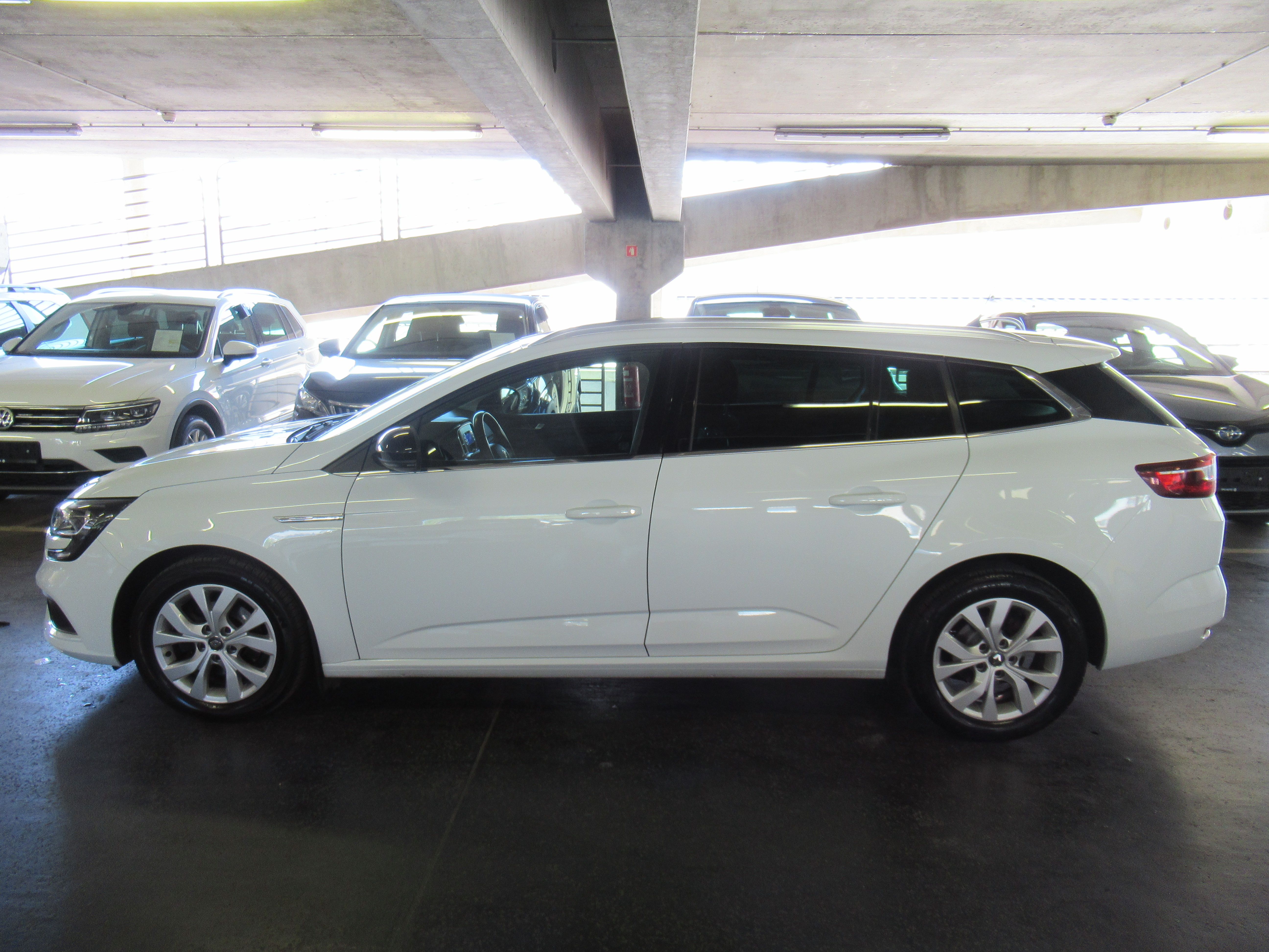 renault megane grandtour tce 100 limited. 1 vlastnik - slika 5