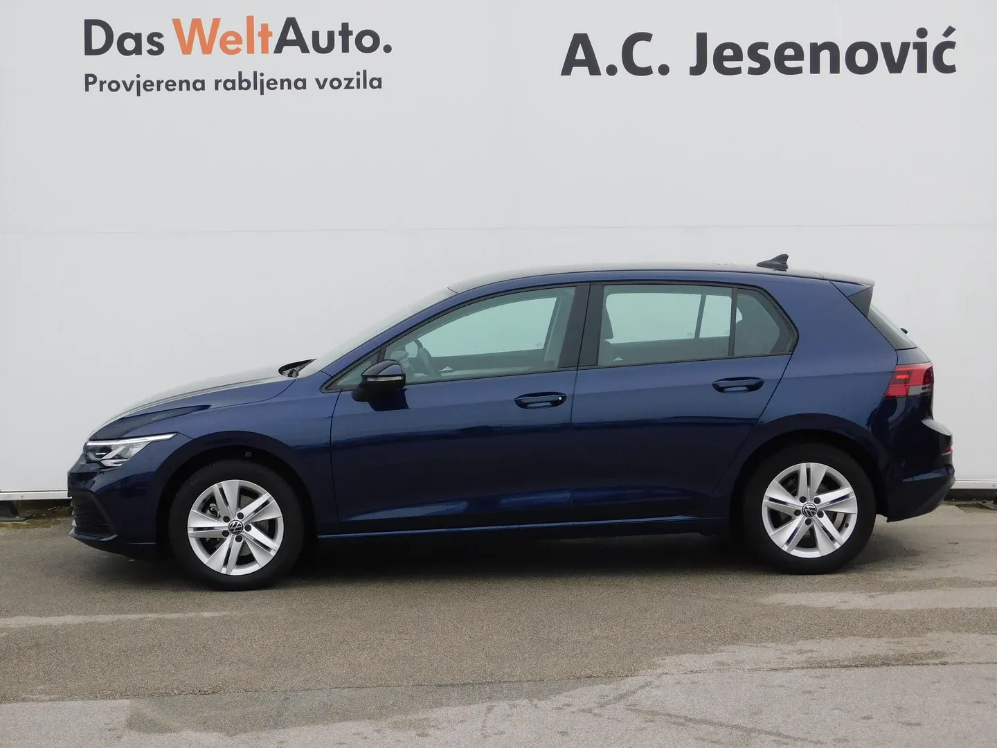 11890 volkswagen golf 1.0 tsi life - slika 6