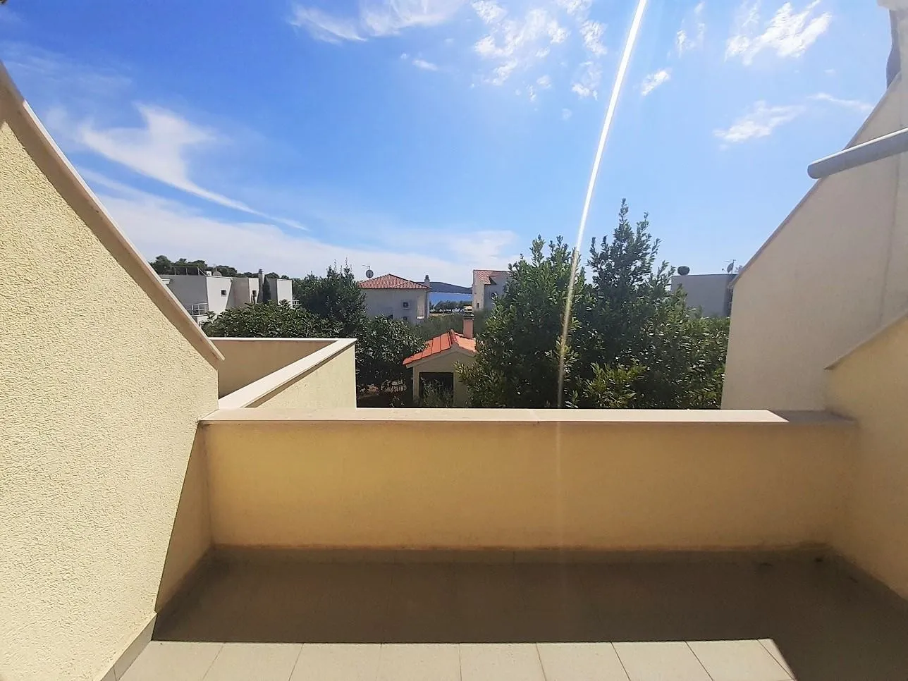 vodice- 140 m od mora i plaže, prodaja kuće 300m2 sa pogledom na more! - slika 14