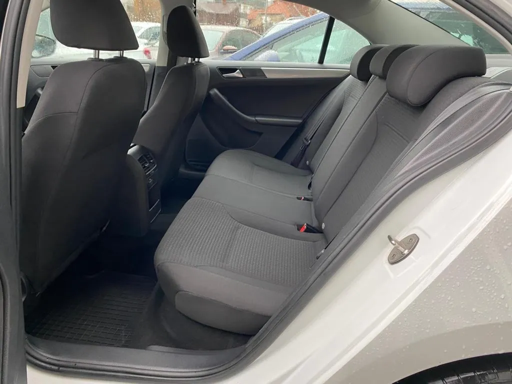 vw jetta 2.0 tdi, aut. klima, park. senzori, 1. vlasnik, 4x garancija! - slika 11