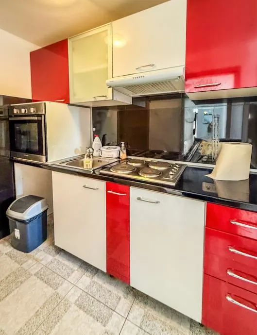 rijeka, bulevard– stan 1s+db s korištenjem ograđene okućnice (prodaja) - slika 4