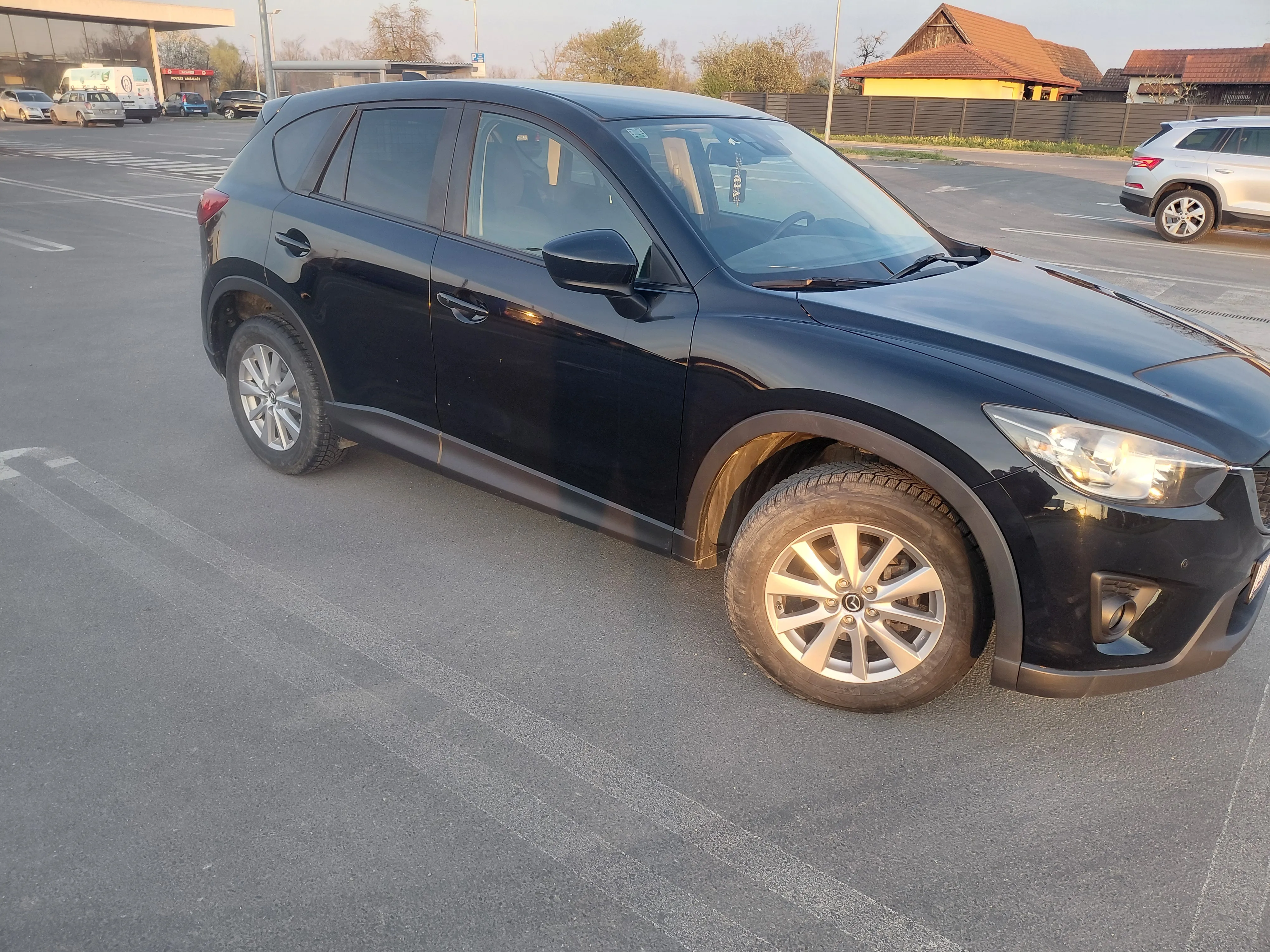 mazda cx5 2.2 /140 000km / registriran 04.05.2027. kuka, servis - slika 3