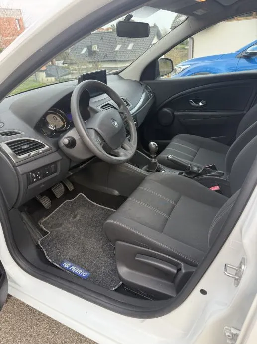renault megane 1.5dci 2015 redizajn, odlično stanje - slika 7