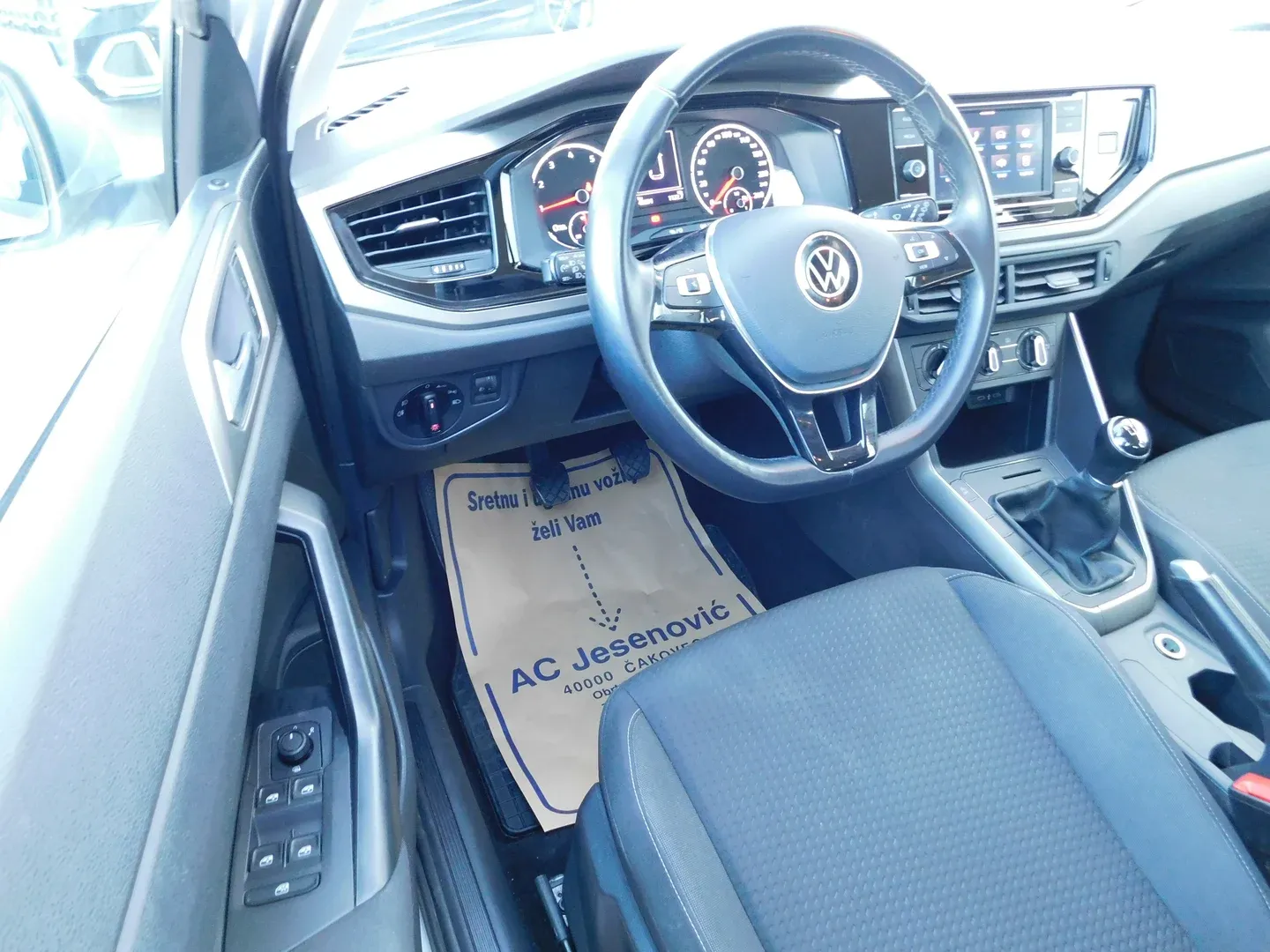 08034 volkswagen polo 1.0 tsi comfortline - slika 9