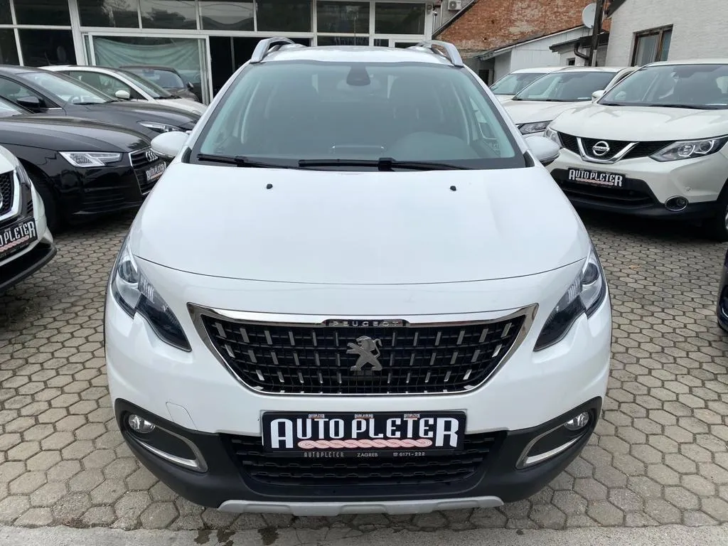 peugeot 2008 1,2 puretech, navi, tempomat, 4x garancija! - slika 3