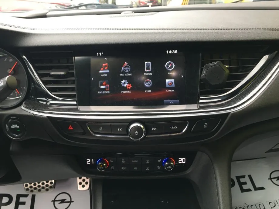 opel insignia karavan sports 2,0 - slika 18