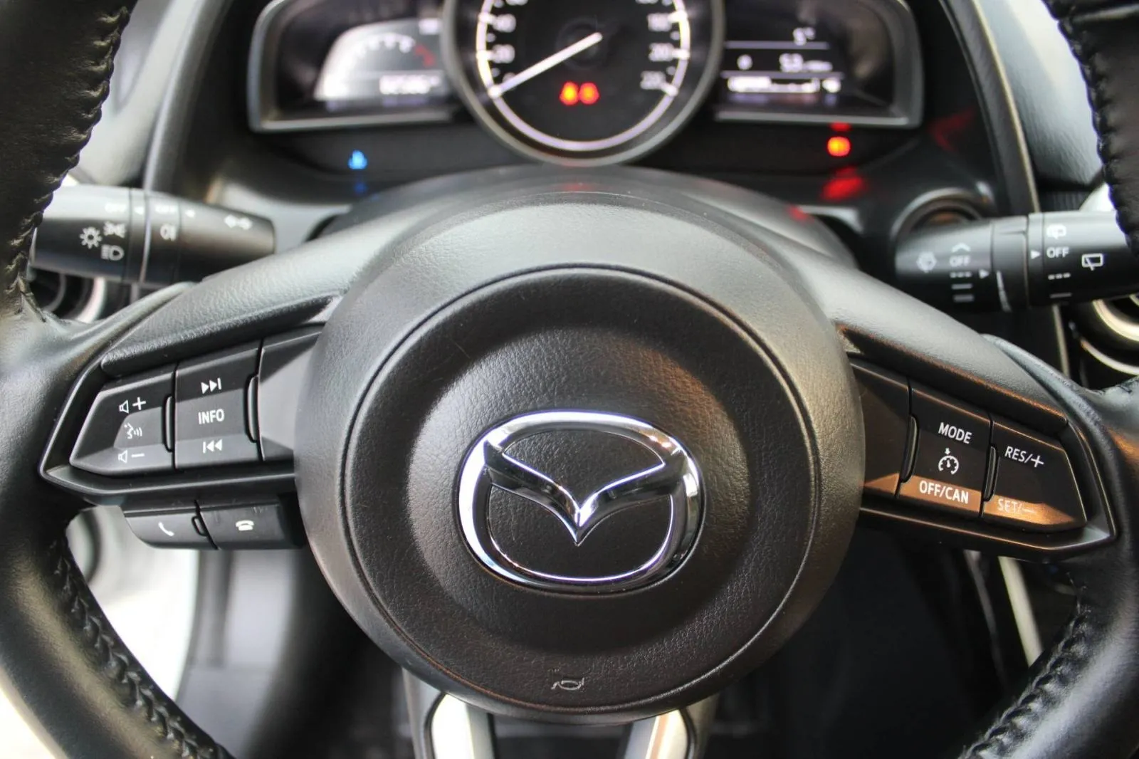mazda 2 1.5 skyactiv g90 - slika 19