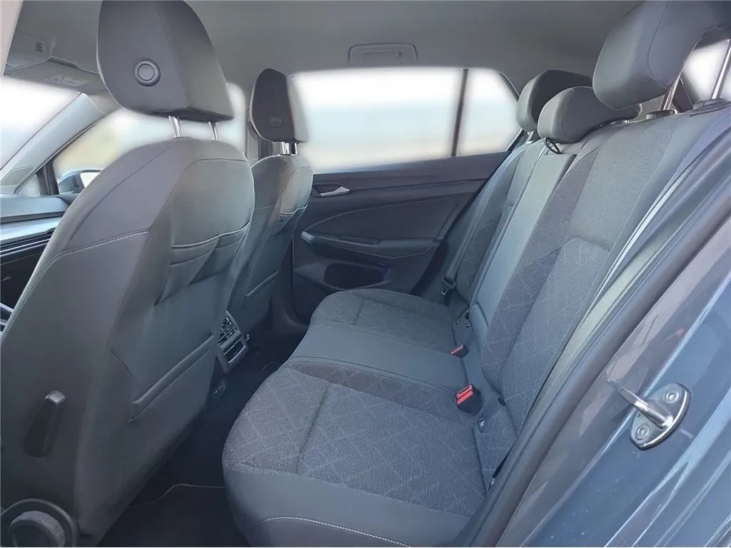 volkswagen golf 2.0 tdi dsg7 - slika 10