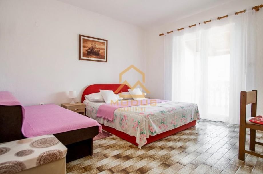 rogoznica, apartmanska kuća u blizina plaže** (prodaja) - slika 14