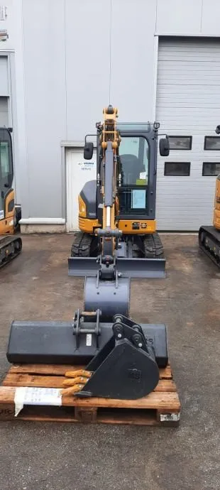 najam bagera xcmg od 1.8 t do 9,5 t - slika 5
